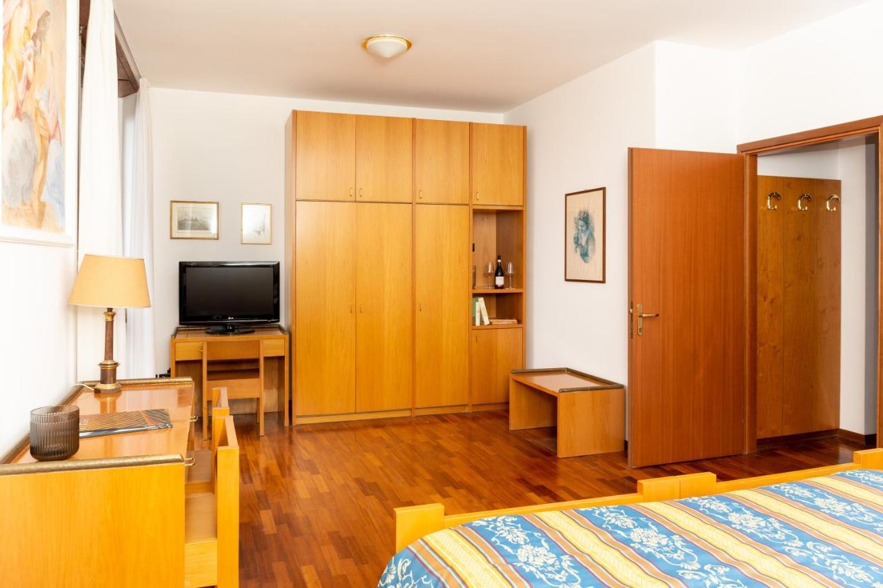 Albergo Sacro Monte 바레세 외부 사진
