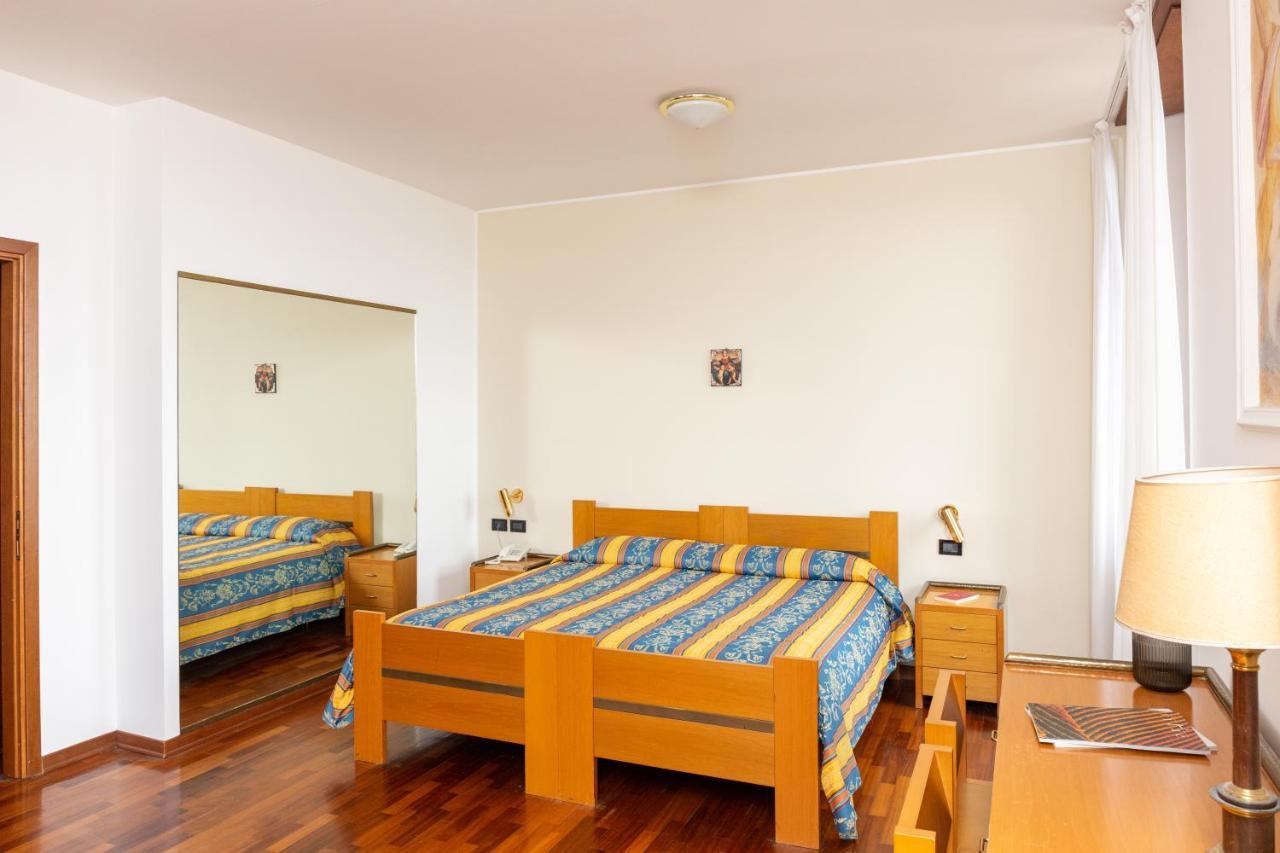 Albergo Sacro Monte 바레세 외부 사진